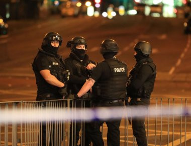 Επίθεση στο Μάντσεστερ: Συνελήφθη ένας ακόμη 20χρονος - Σε εξέλιξη οι έρευνες